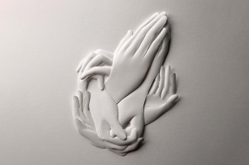 Ceres Lau致力于探索紙張作為媒介的藝術潛力